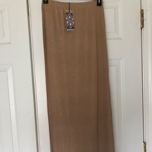 Jersey Maxi skirt in tan